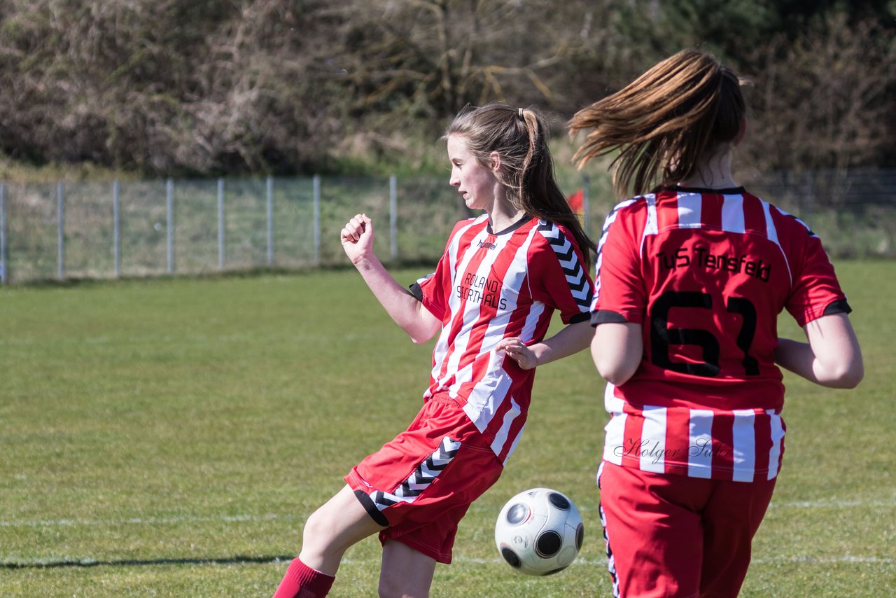 Bild 215 - B-Juniorinnen FSC Kaltenkirchen - TuS Tensfeld : Ergebnis: 7:0